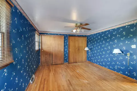 Bedroom - 218 W 38th Ct, Griffith, IN 46319 photo 2 of 5