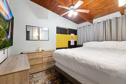 Bedroom - 6837 Ash Pl, Gary, IN 46403 photo 4 of 6
