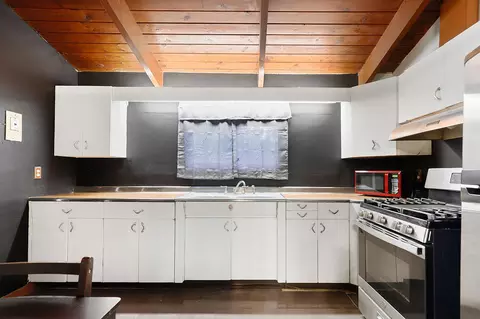 Kitchen - 6837 Ash Pl, Gary, IN 46403 photo 1 of 3
