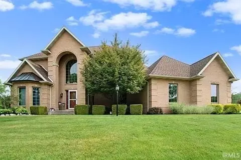 8173 E Walnut Rdg, New Carlisle, IN 46552