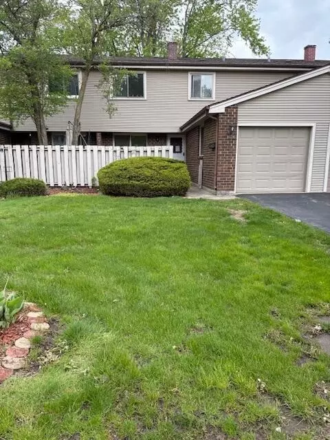 842 Greenbriar Ln, University Park, IL 60484