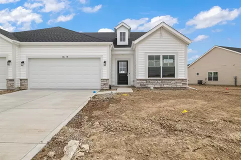 10343 Iowa St, Crown Point, IN 46307