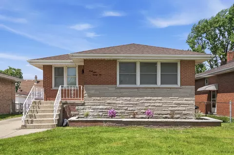 4922 Ivy St, East Chicago, IN 46312