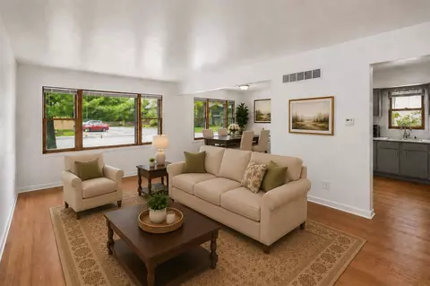815 N Elmer St, Griffith, IN 46319 photo 3