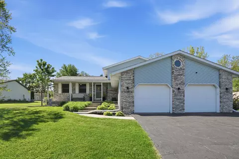 264 Springhill Dr, Valparaiso, IN 46385