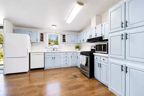 Kitchen - 9804 N 490 #50, De Motte, IN 46310 photo 1 of 2