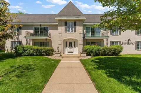 2217 Martha St #B2, Highland, IN 46322