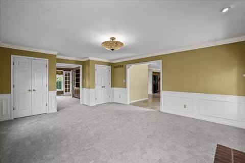 Living - 10204 Devonshire Ln, Munster, IN 46321 photo 4 of 7