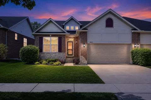 10015 Prairie Knoll Ct, Saint John, IN 46373