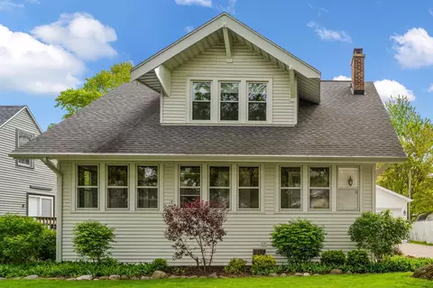 314 Hoffman Ct, Crown Point, IN 46307