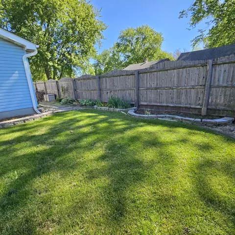 Exterior - 1412 215th St, Dyer, IN 46311 photo 5 of 7
