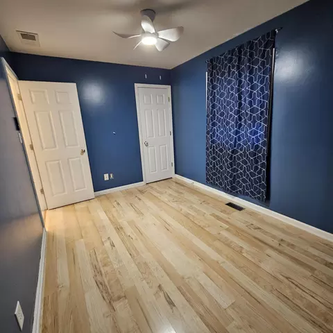 Bedroom - 1412 215th St, Dyer, IN 46311 photo 2 of 4