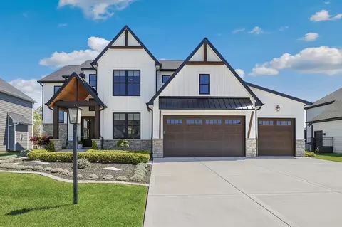 9727 Dunegrass Way, Saint John, IN 46373