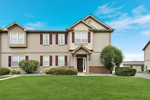 1159 Auburn Meadow Ln, Schererville, IN 46375