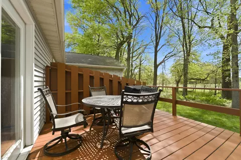 Exterior - 2037 Texas St, Chesterton, IN 46304 photo 6 of 7