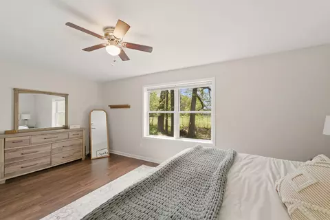 Bedroom - 2037 Texas St, Chesterton, IN 46304 photo 2 of 2