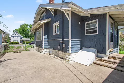 Exterior - 513 E Joliet St, Crown Point, IN 46307 photo 4 of 6
