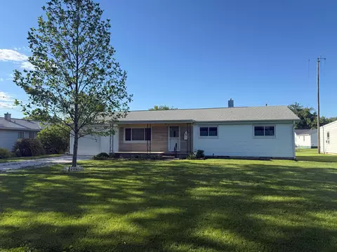 916 W Monnett St, Rensselaer, IN 47978