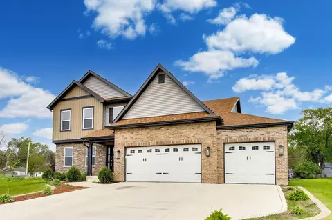 8201 Marshall St, Merrillville, IN 46410