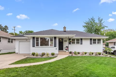 8921 Parrish Ave, Highland, IN 46322