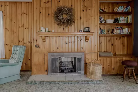 Living - 9014 E 129th Ave, Crown Point, IN 46307 photo 3 of 8