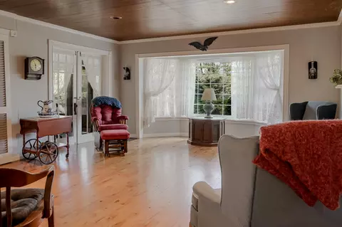 Living - 9014 E 129th Ave, Crown Point, IN 46307 photo 1 of 8