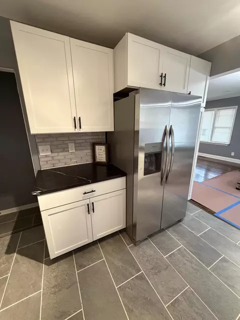 Kitchen - 4501 Richard Gordon Hatcher Blvd, Gary, IN 46408 photo 4 of 5