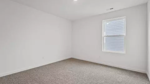 Bedroom - 7562 W 106th Pl, Crown Point, IN 46307 photo 6 of 7
