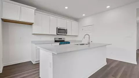 Kitchen - 7562 W 106th Pl, Crown Point, IN 46307 photo 1 of 3