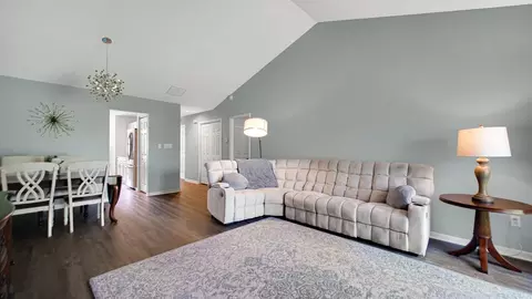 Other - 956 Cornwallis Ln, Munster, IN 46321 photo 2 of 5