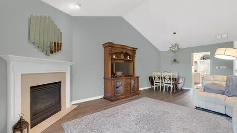 Other - 956 Cornwallis Ln, Munster, IN 46321 photo 3 of 5