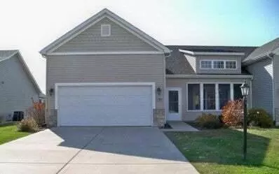 709 Blackstone Ct, Kouts, IN 46347
