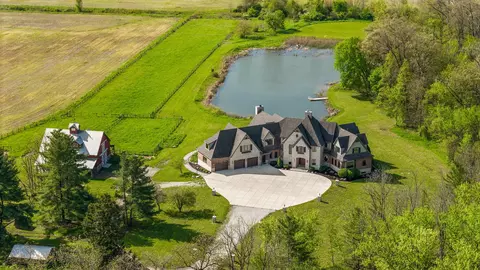 185 S State Road 2, Valparaiso, IN 46385