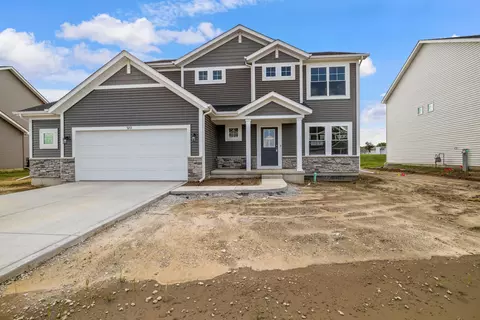 5213 Red Rock Ln, Schererville, IN 46375