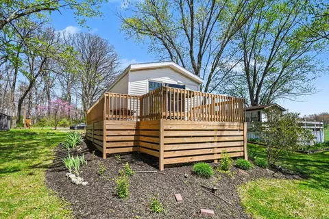 9305 Epworth Forest Rd, North Webster, IN 46555