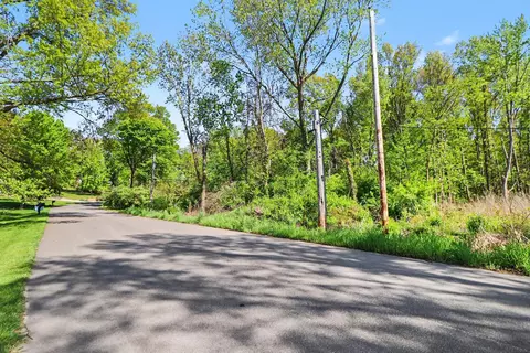 7966 Dianne Dr, Michigan City, IN 46360