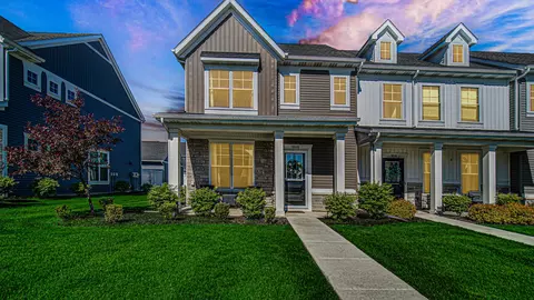 11828 Kentucky St, Crown Point, IN 46307
