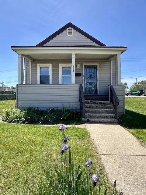 814 Summer St, Hammond, IN 46320
