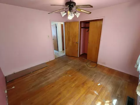 Bedroom - 1027 Central Ave, Gary, IN 46407 photo 2 of 5