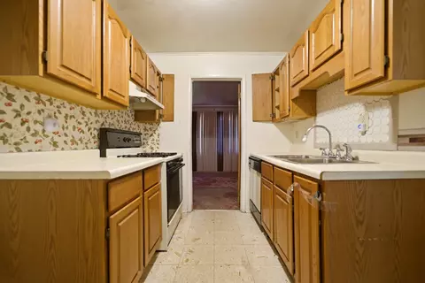 Kitchen - 2050-58 Rhode Island Ct, Gary, IN 46407 photo 2 of 2