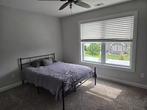 Bedroom - 9835 Meadow Rose Ln, Saint John, IN 46373 photo 3 of 11