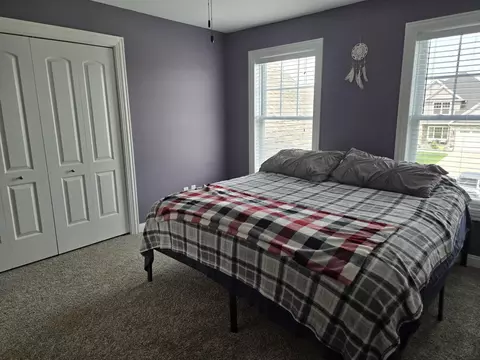 Bedroom - 9835 Meadow Rose Ln, Saint John, IN 46373 photo 6 of 11