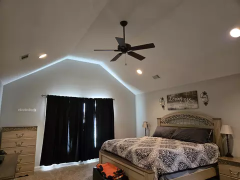 Bedroom - 9835 Meadow Rose Ln, Saint John, IN 46373 photo 8 of 11