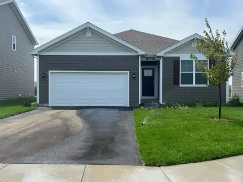 10330 Privet Dr, Crown Point, IN 46307