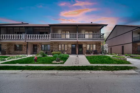 934 Jordan Cir, Schererville, IN 46375