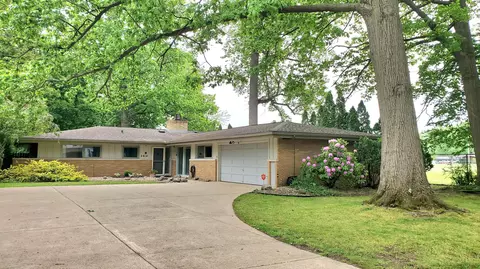 2614 Maple St, Michigan City, IN 46360