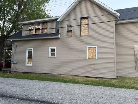 703 W 9th St, Michigan City, IN 46360