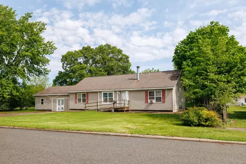 106 W Allen St, Kentland, IN 47951