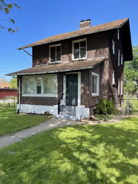 805 Buchanan St, Gary, IN 46402