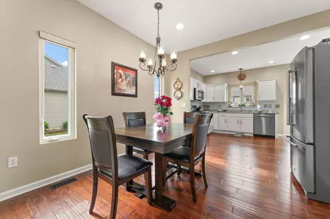 Dining - 301 E 125th Ave, Crown Point, IN 46307 photo 2 of 2
